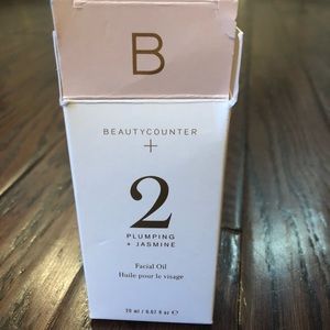 Beautycounter Facial Oil - Plumping + Jasmine